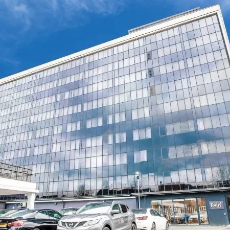 Livin' Serviced Apartments Отели рядом с достопримечательностью «Железнодорожный вокзал Уотфорда»