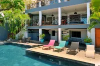 Hôtel Villa les Orchidées - Pools