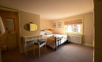 14 St Saviours Place, York