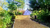 Thatched Eaves Hotels near New Forest Deer Safaris