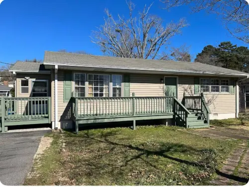 Betty's Place Charming 2-bedroom house in Oneonta with WiFi Close to Restaurants Hotels in Oneonta