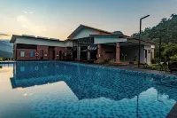 Sebayu Retreat Gopeng - Pools