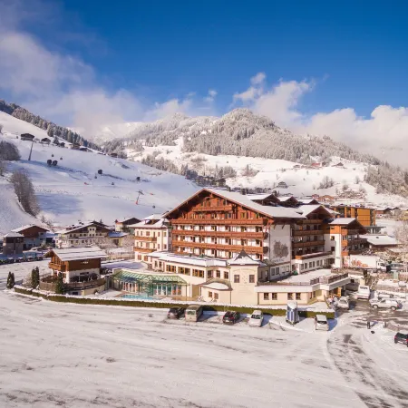 Hotel Tauernhof Отели в г. Санкт-Иоганн-им-Понгау
