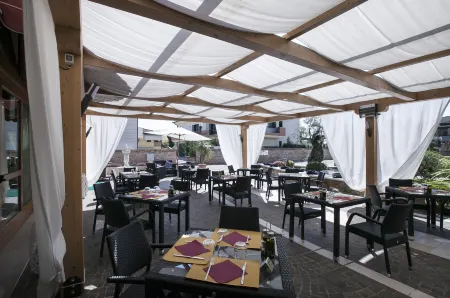 Albergo Antica Corte Marchesini Отели в г. Arzergrande