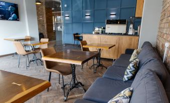 281 Hotel