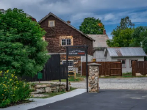 The Alpine Lodge Hotels in Johnsburg
