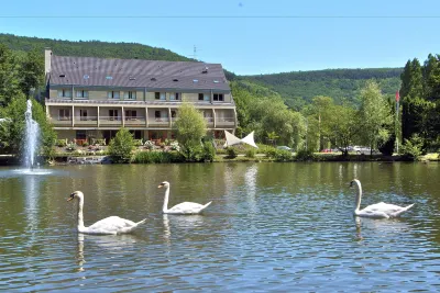 Hôtel les Rives Hotels near Grand Ballon