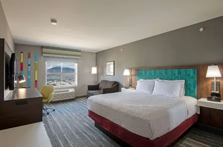 Hampton Inn by Hilton Kamloops Отели рядом с достопримечательностью «Библиотека Камлупс Лайбрари, Томпсон-Никола Риджинал»