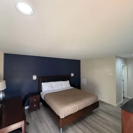 Economy 7 Inn Hampton