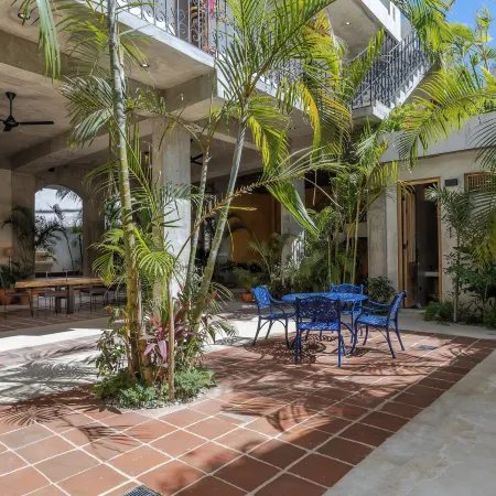 El Mambo Boutique Hotel
