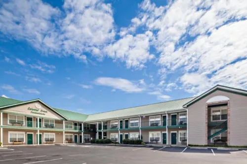 Colonial Crest 107 - Great Location! - You Can Walk to Town! Condo