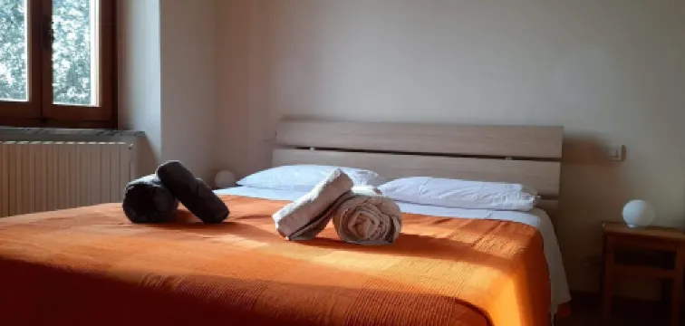 Colorful apartment on the 1st floor of a farmhouse among the olive trees 3 km from the sea