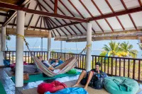 De Silva Wind Resort Kalpitiya - Kitesurfing School Sri Lanka Hotels in Kudawa