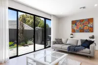 Townhouse on Tod Glenelg North - บังกะโล
