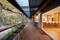 Galene Getaway Walk to Beach Pool Fire Hotels in Mount Martha