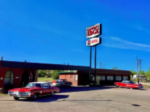 โรงแรมแคนยอนส์ เอดจ์ รูท 66 โรงแรมในYavapai County