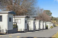 Canberra Holiday Village - Homestays