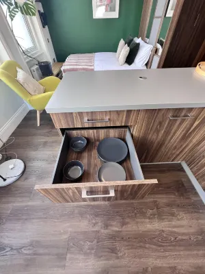 Cozy London Apartment with Great Location Hotels in Haringey