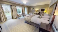 Oakley Hall Hotel Hotels in Oakley