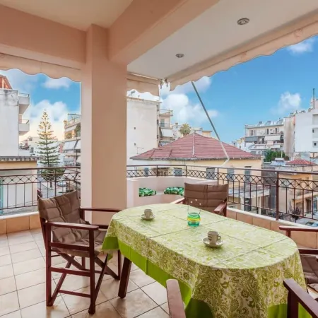 Spacious Urban Haven-Family Home, Perfect Location