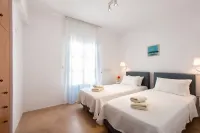 Menta I in the Heart of Naousafree ParkingParos - Bungalows