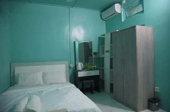 位於馬利市的2臥室-120平方米|帶8個獨立浴室