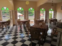 Hotel Riverside - Bed and Breakfasts