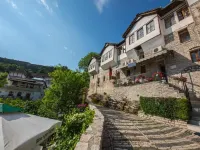 Bed and Breakfast Kotoni Hotels in Gjirokaster
