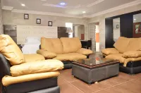 Inglesias Suites Hotels in Mushin