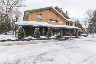 Douglas Fir Resort & Chalets Hotels in Banff