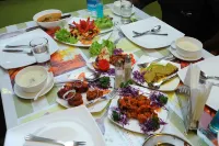 Castle International Premium Hotel - breakfast
