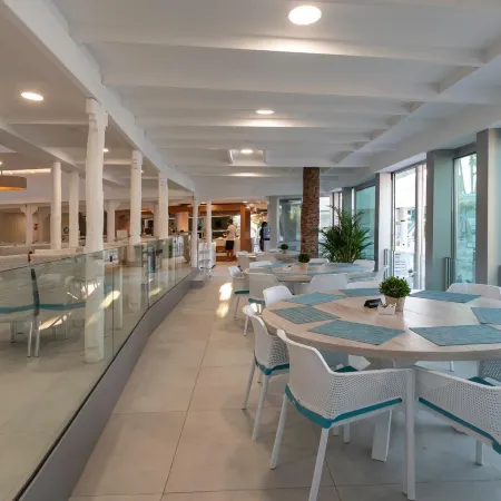 Hotel LIVVO Dunagolf Suites