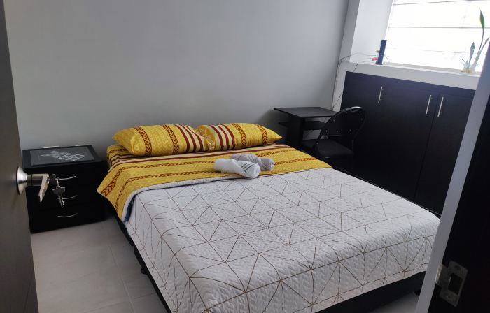 Modern Miravalle Apartment