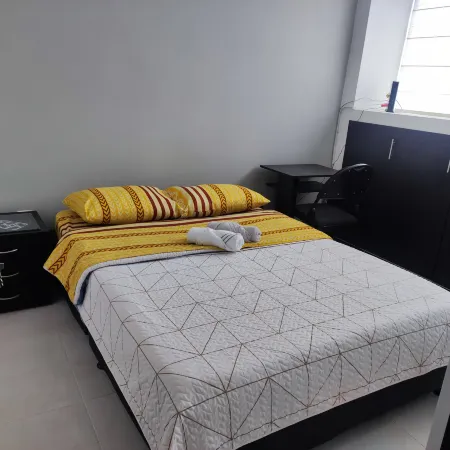 Modern Miravalle Apartment