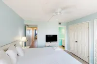 Pinnacle Port A-516 Hotels in Sunnyside