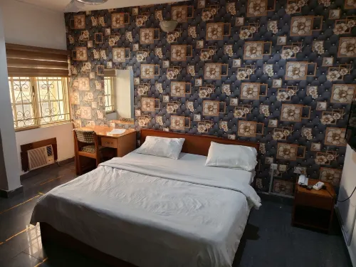 卡拉瓦佐比亞飯店 烏約住宿飯店