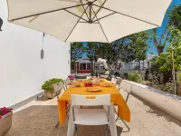 2482 Villa Estate by Barbarhouse Hotels in Torre Lapillo