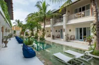The Beach House Resort - Infinity Pools