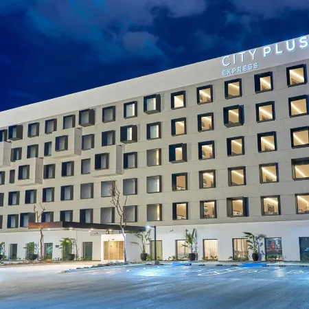 City Express Plus by Marriott Mazatlan