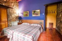 Cottage for 8 people in the Catalan pre-Pyrenees