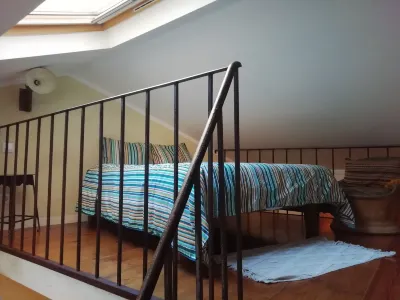 Stunning 2-Bed House in Beautiful Area of Lisboa