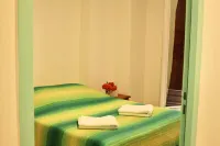 Hostel le Diablotin Hotels in Pouzols