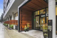 Urban Loft in Redmond Core Hotels in Redmond