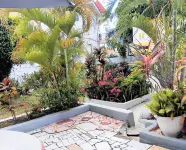 237 Bratton Avenue Hotels in 