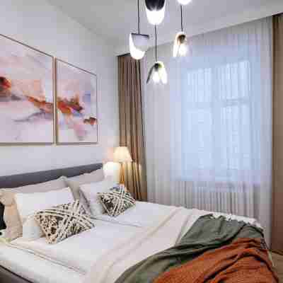 Designer Parkside Apartments Rooms