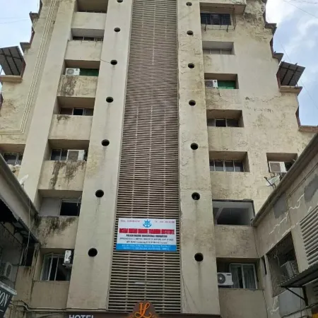 Hotel Legacy Inn