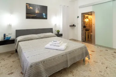 魔幻之夜 Piazza 10 Ottobre 1123附近的飯店