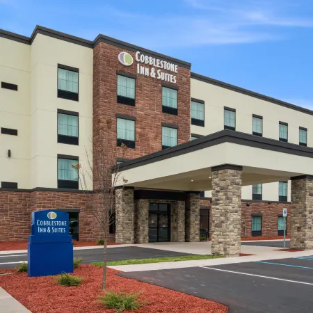 Cobblestone Inn and Suites - Ashland