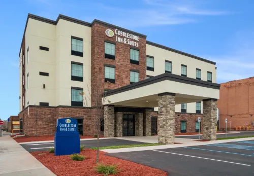 Cobblestone Inn and Suites - Ashland Hotels in Ashland County