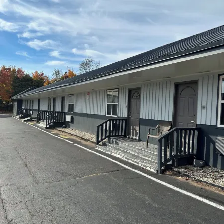 Glengarry Extended Stays
